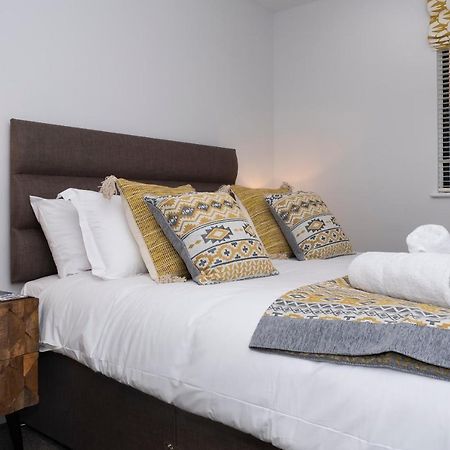 2 Putsborough - Luxury Apartment At Byron Woolacombe, Only 4 Minute Walk To Woolacombe Beach! ภายนอก รูปภาพ