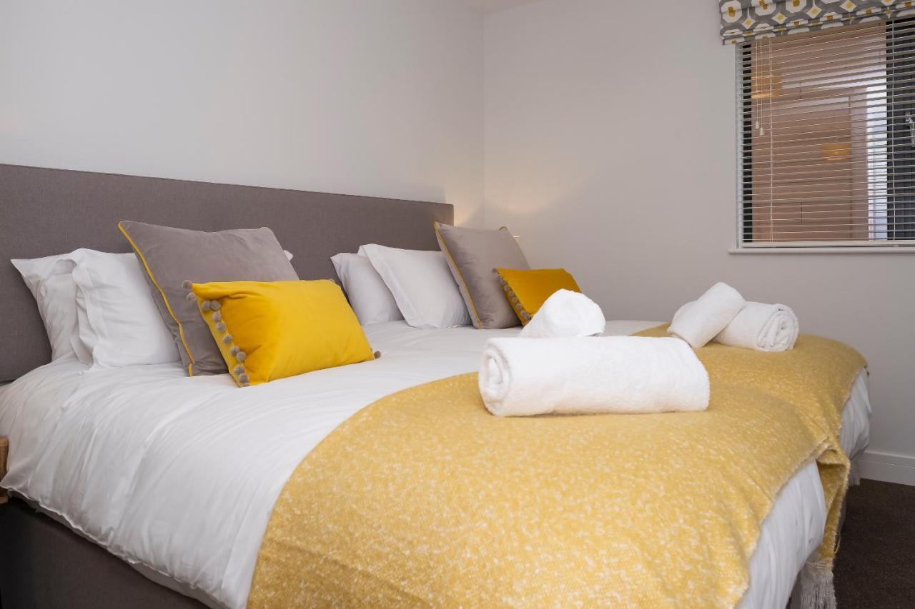 2 Putsborough - Luxury Apartment At Byron Woolacombe, Only 4 Minute Walk To Woolacombe Beach! ภายนอก รูปภาพ