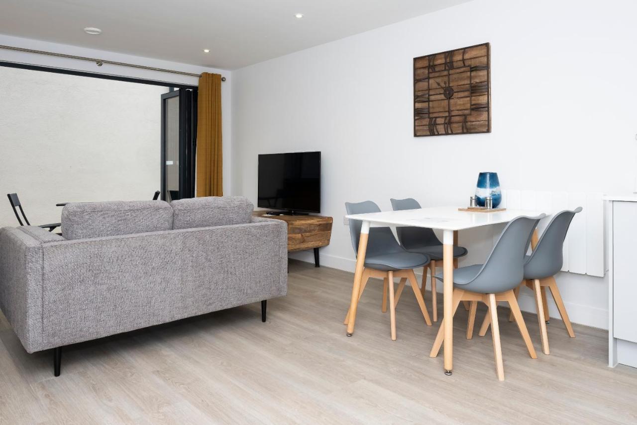 2 Putsborough - Luxury Apartment At Byron Woolacombe, Only 4 Minute Walk To Woolacombe Beach! ภายนอก รูปภาพ
