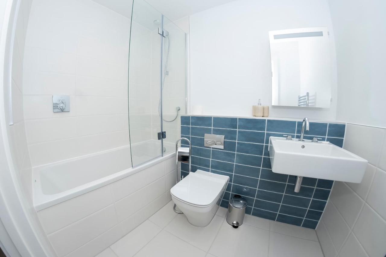 2 Putsborough - Luxury Apartment At Byron Woolacombe, Only 4 Minute Walk To Woolacombe Beach! ภายนอก รูปภาพ