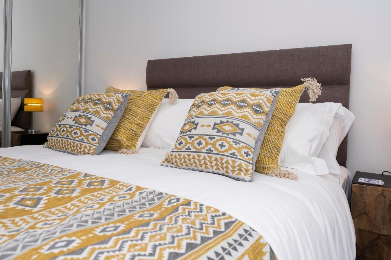 2 Putsborough - Luxury Apartment At Byron Woolacombe, Only 4 Minute Walk To Woolacombe Beach! ภายนอก รูปภาพ